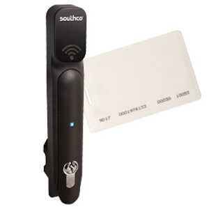 Southco Electronic Locking Swinghandle, HID 125kHz Card Reader, Weigand Output, CH 751 Key (2 Keys Included) Lock, Glass-filled Nylon, Black